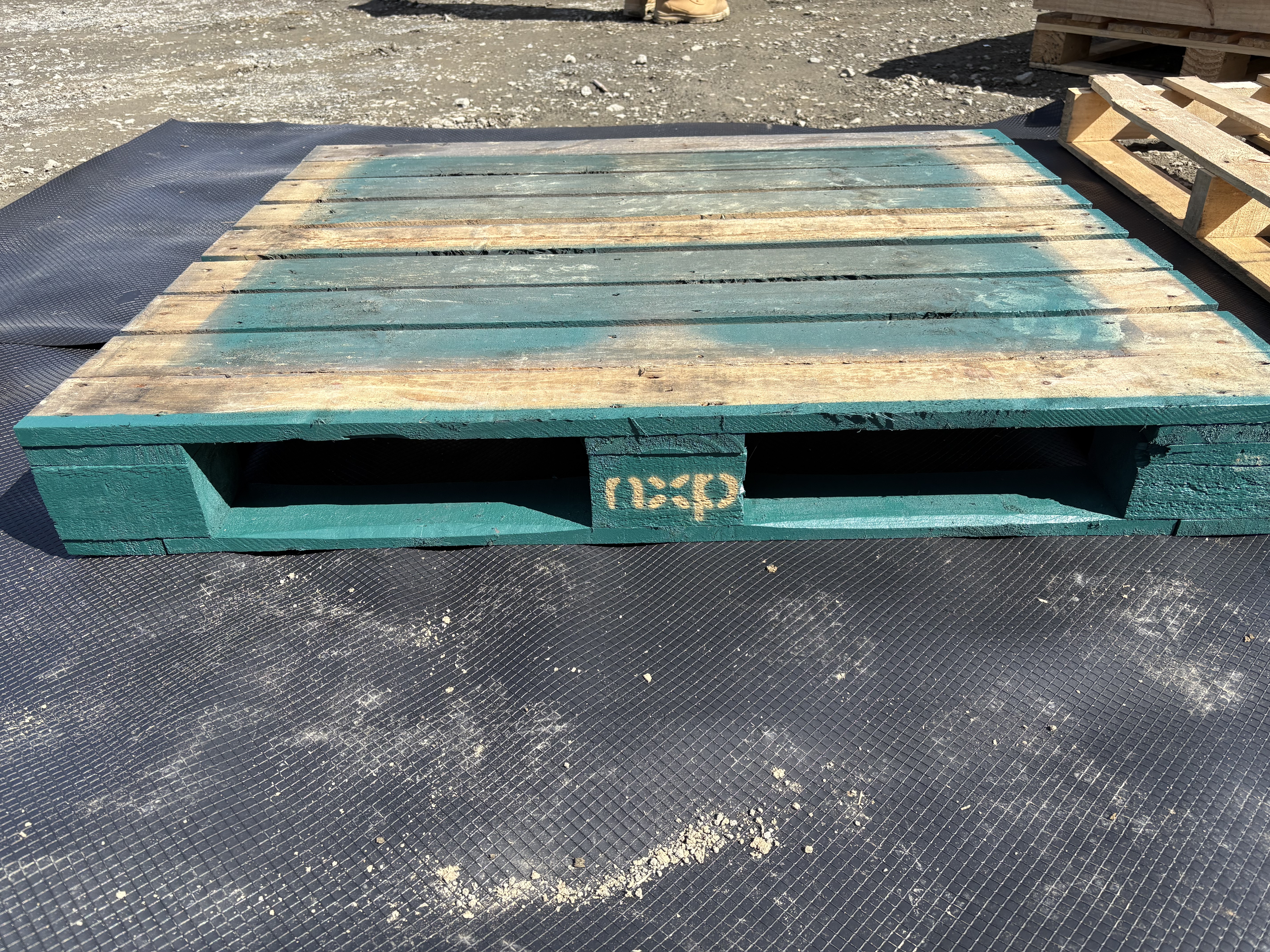 a photo of a personalized pallet